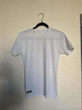 Under Armour Men's Tactical HeatGear Compression Short Sleeve T-Shirt White Size